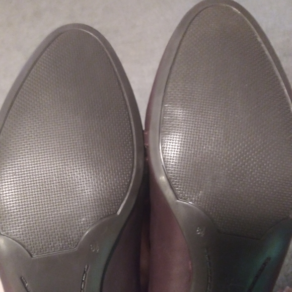 Easy Spirit NWOT loafers w Bonus wrap/ scarf! - Picture 14 of 16